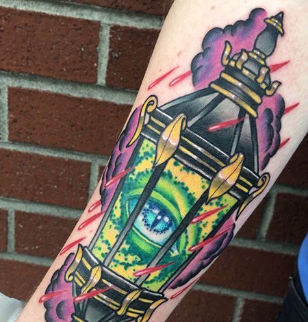手臂有创意的路灯纹身图案