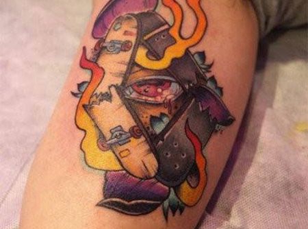 小腿折断的滑板纹身图案