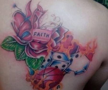 背部篮球和色子纹身图案