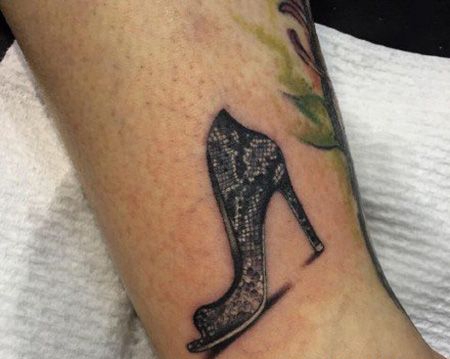 脚踝高跟鞋纹身图案