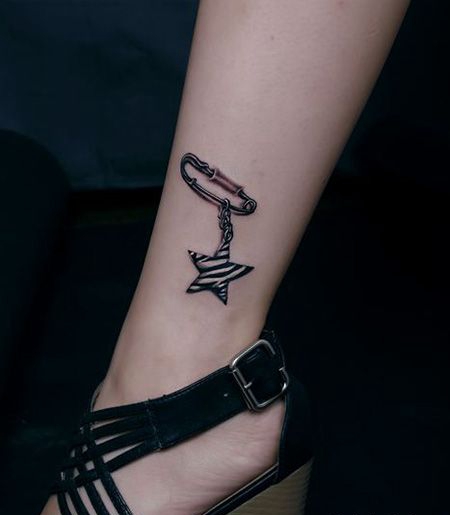 女生脚踝性感别针纹身图案