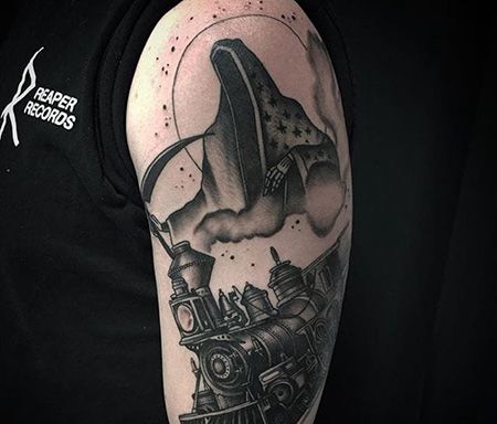 大臂火车和死神纹身图案