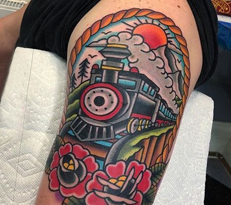 大臂oldschool风格火车头纹身图案