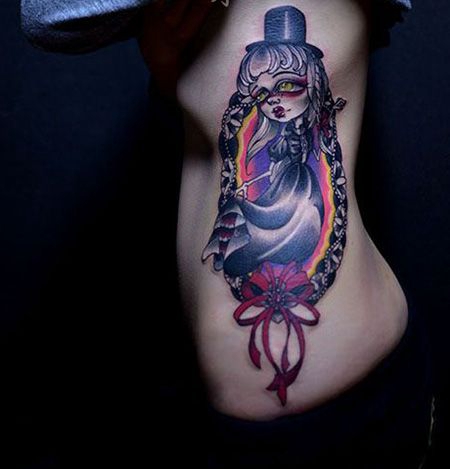 侧腰SD娃娃纹身图案