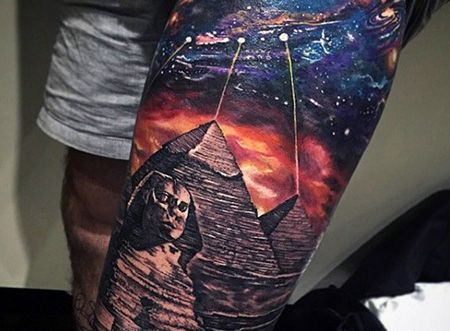 大腿好看的金字塔纹身图案