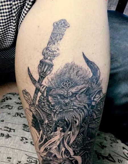 小腿牛魔王纹身图案