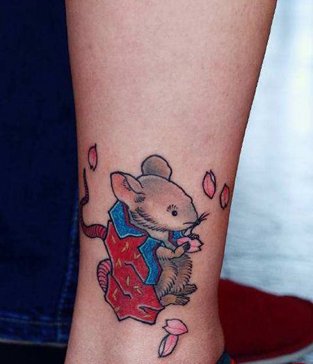 脚踝浮世绘风格的老鼠纹身图案