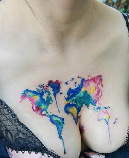 胸部性感的世界地图纹身图案