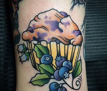 脚踝蓝莓冰淇淋纹身图案