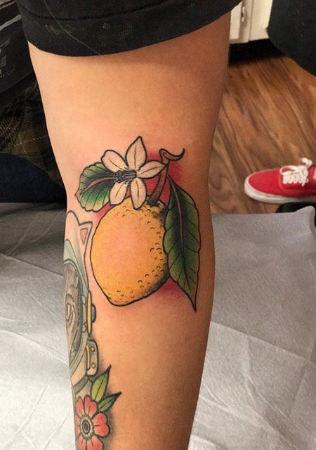 小腿柠檬纹身图案