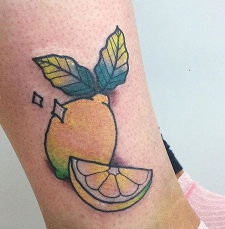 脚踝卡通柠檬纹身图案