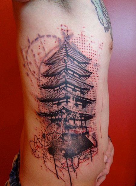 侧腰宝塔纹身图案