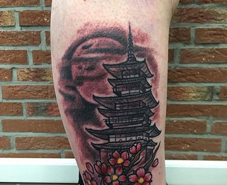 小腿日式宝塔纹身图案