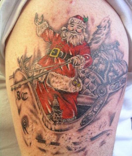 大腿圣诞老人纹身图案