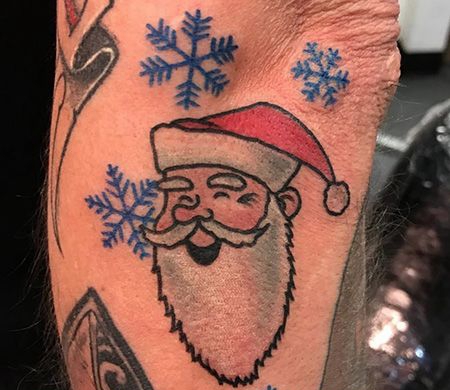 手臂圣诞老人纹身图片