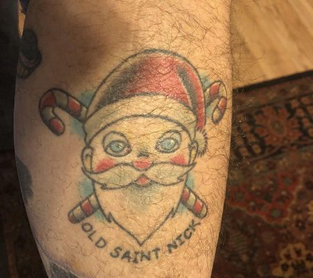 小腿圣诞老人头纹身图案