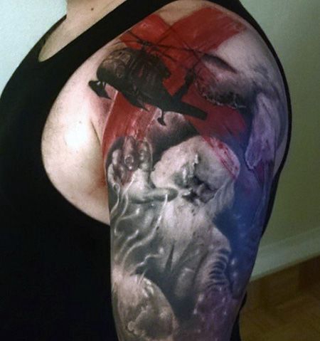 大臂个性的直升机纹身图案