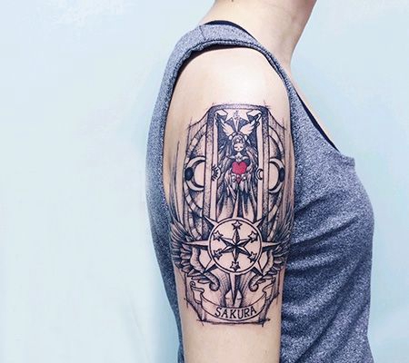 大臂好看的百变小樱纹身图案