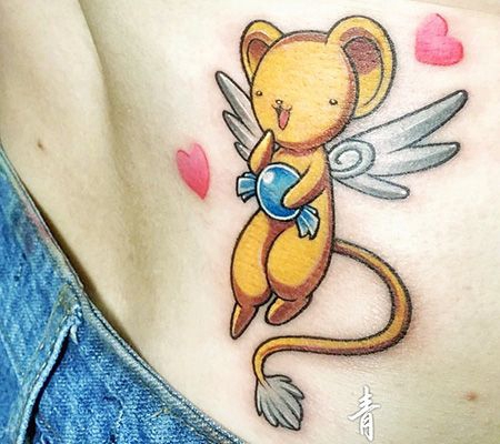 百变小樱封印兽小可侧腰纹身图片