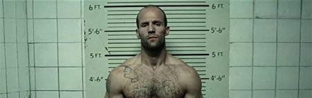 杰森斯坦森《死亡飞车》监狱胸部纹身