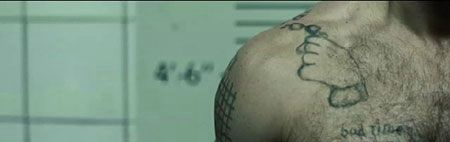 杰森斯坦森电影胸部手势纹身图