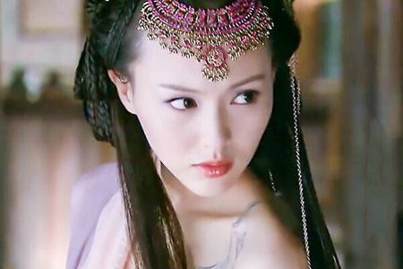 唐嫣仙剑三里紫萱锁骨性感纹身