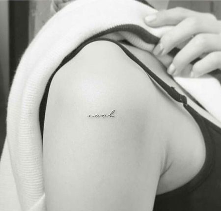 最新明星泰妍大臂小清新纹身