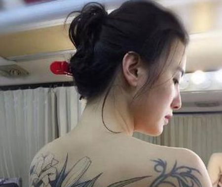 演员小宋佳电影满背性感纹身缩略频道推荐图