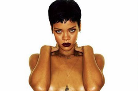 rihanna胸下古埃及女神私处性感纹身