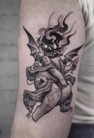 暗黑丘比特纹身 堕落暗黑的9款丘比特纹身作品