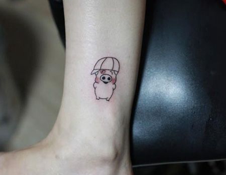 脚踝小清新麦兜简笔画图案纹身