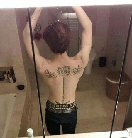 金在中后背帅气刺青纹身图案