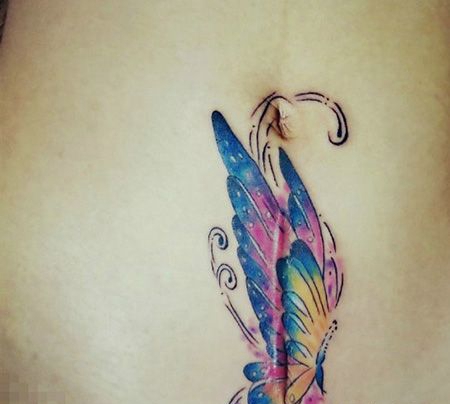 彩色蝴蝶剖腹产疤痕遮盖纹身