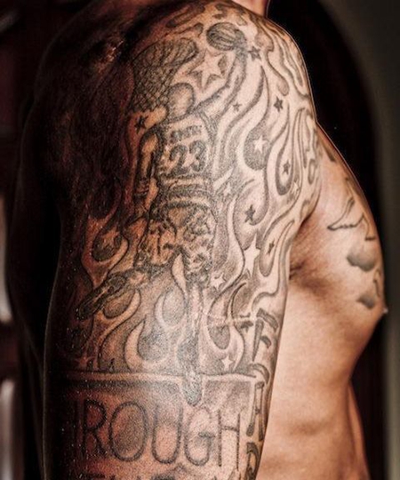 JR史密斯15岁右花臂霸气纹身