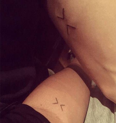 NBA三分王库里左手臂内侧符号纹身