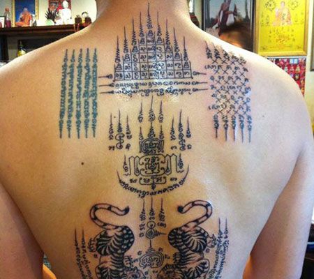 泰国刺符九塔幸运符纹身