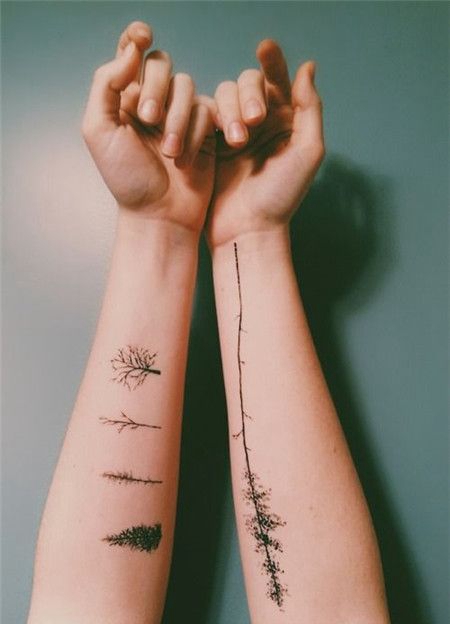 手臂清新小树纹身图案