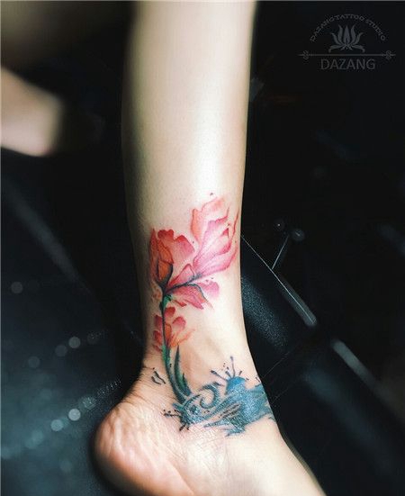 精美脚踝花朵纹身图案