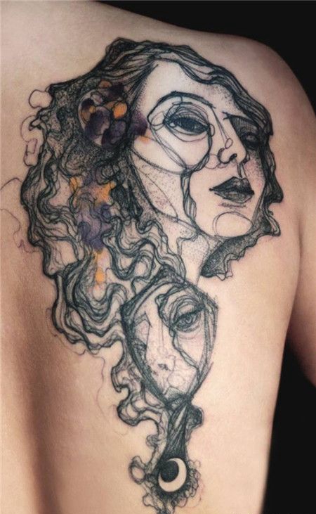 男士背部抽象妈妈的纹身图案