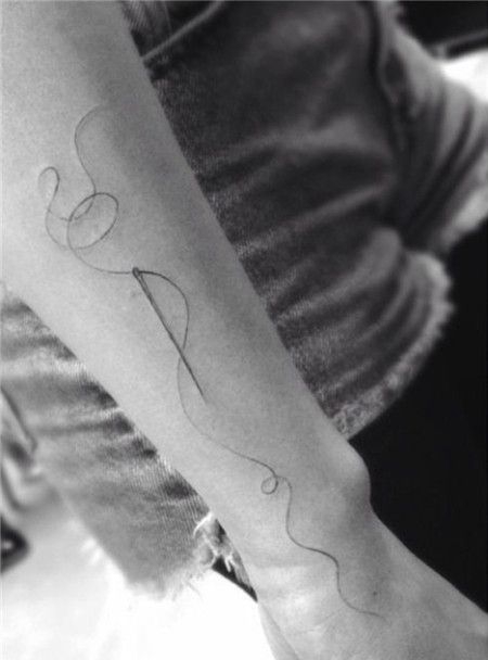 女生手臂针线纹身图案