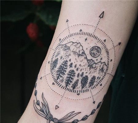 手臂上简笔画风景纹身图案