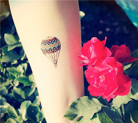 手臂热气球纹身图片