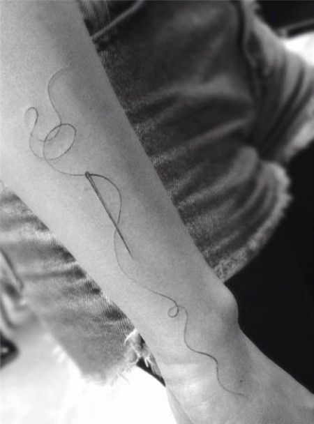 小清新手臂针线简约纹身