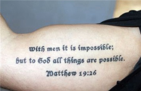 手臂圣经马太福音19:26纹身