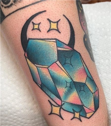 星月下的水晶图案抽象纹身