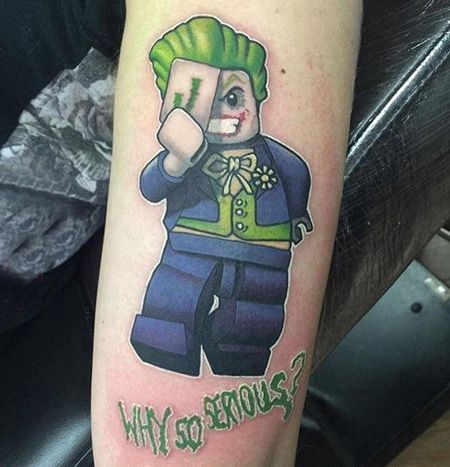 手臂小丑乐高纹身图案