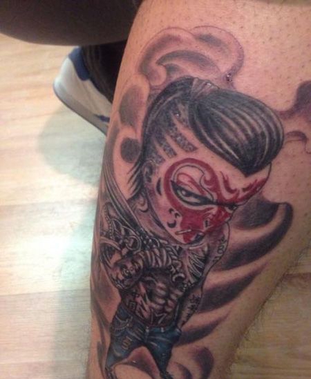 小腿抽烟的社会猴纹身图片