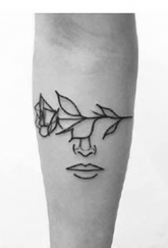 一组简单小可爱线条纹身图案