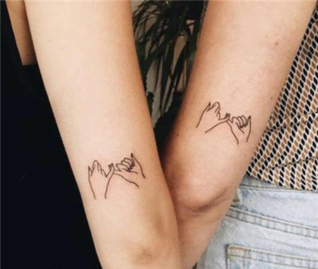 闺蜜两人拉勾纹身图案