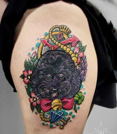 女生大腿黑毛泰迪犬纹身图案